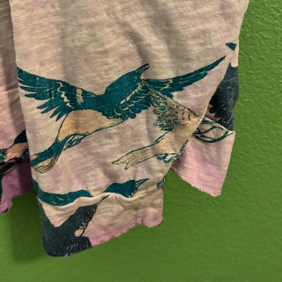 Magnolia Pearl Pink and Teal Bird Print Top - Picture 11 of 11
